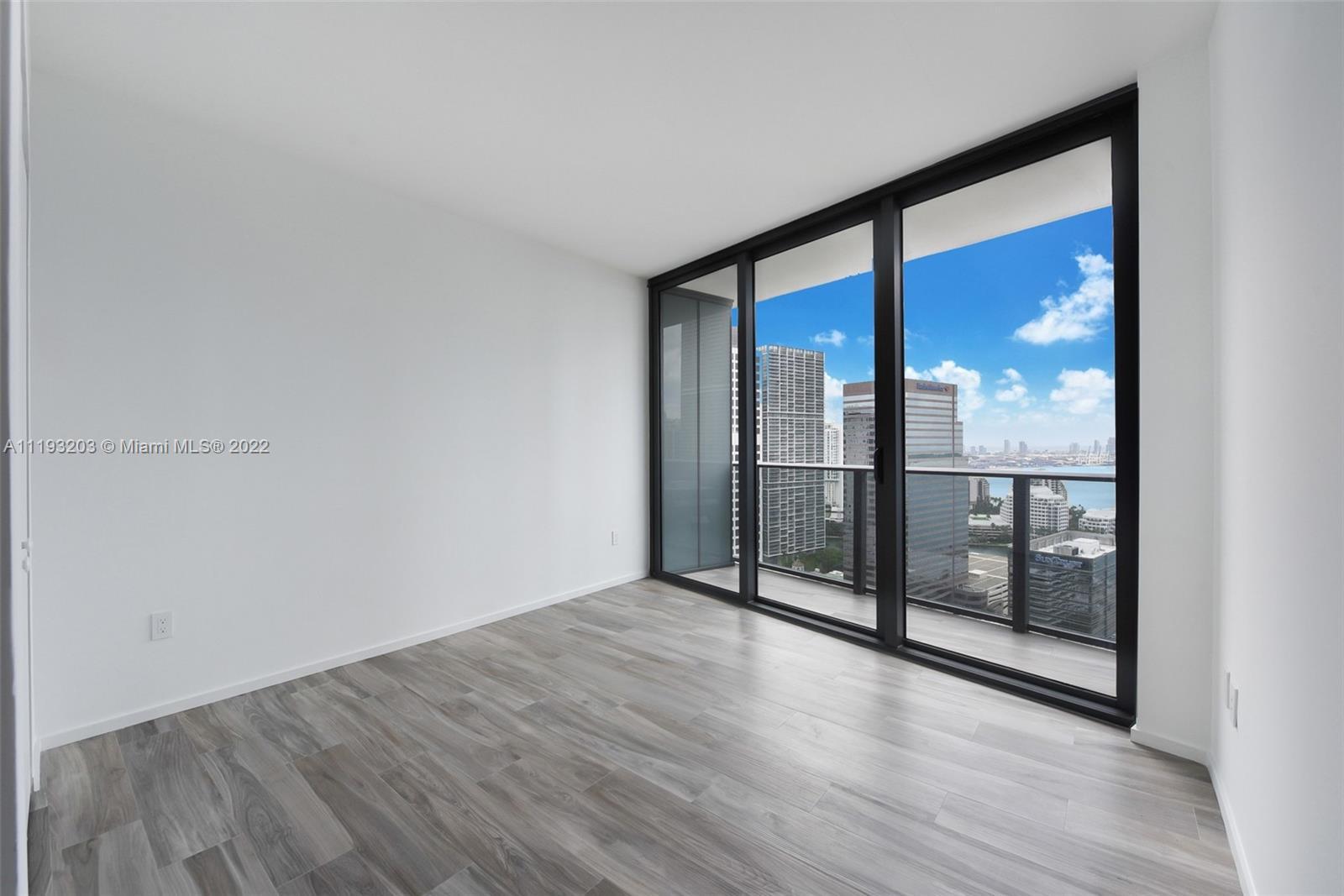 Building Photo - 801 S Miami Ave