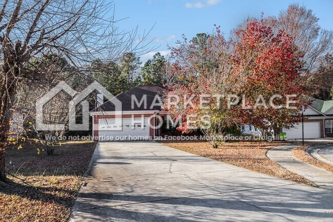 Building Photo - 10143 Deep Creek Dr