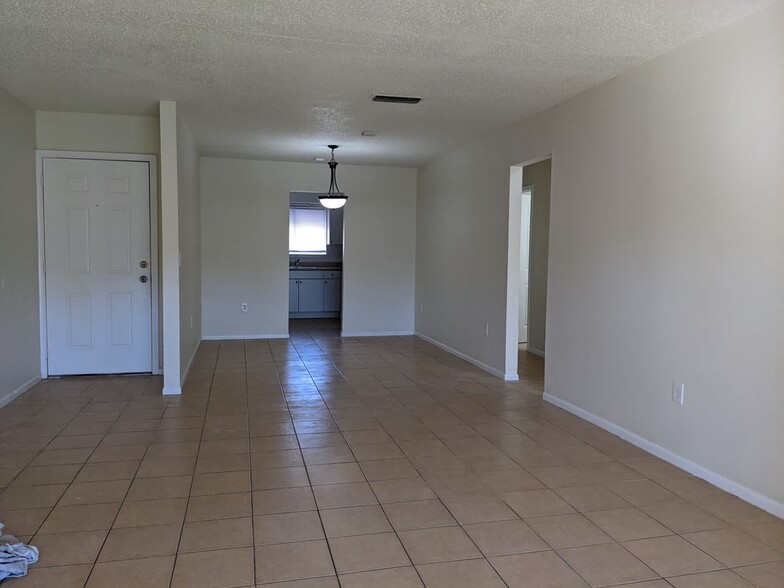 Building Photo - 4269 S Semoran Blvd