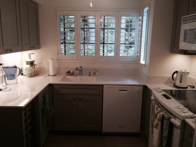 Building Photo - Fantastic Two Bedroom Condo Near Naval Pos...