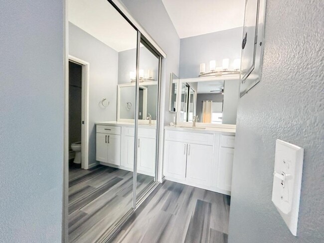 Building Photo - 91-269 Hanapouli Cir, unit 15I