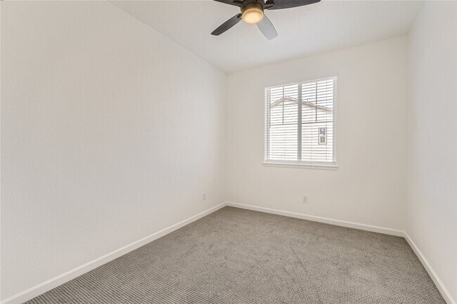 Building Photo - Single Family 3 Bed, 3 Bath Paired-Home in...