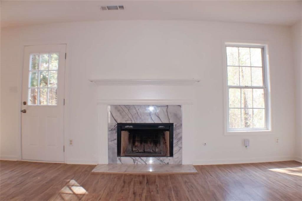 Building Photo - 1060 Grace Dr