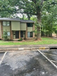 Building Photo - 2BD 1.5BA Townhome!