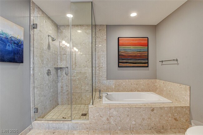 Building Photo - 4575 Dean Martin Dr