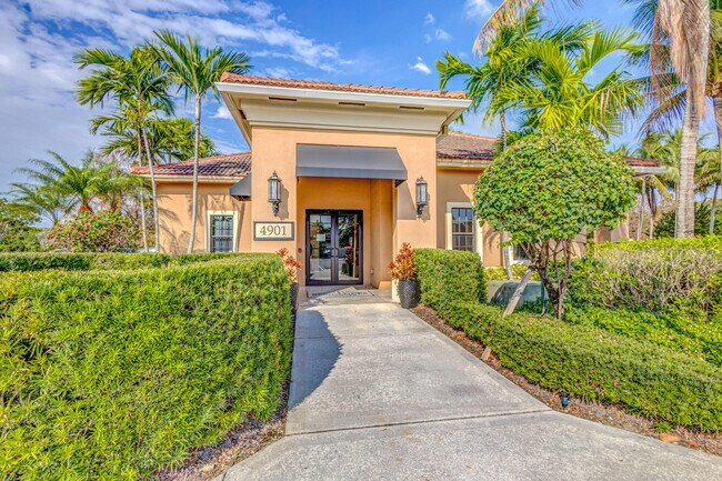 Building Photo - 4801 PGA Boulevard