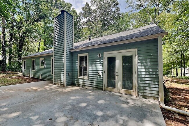 Building Photo - 213 Brolley Woods Dr