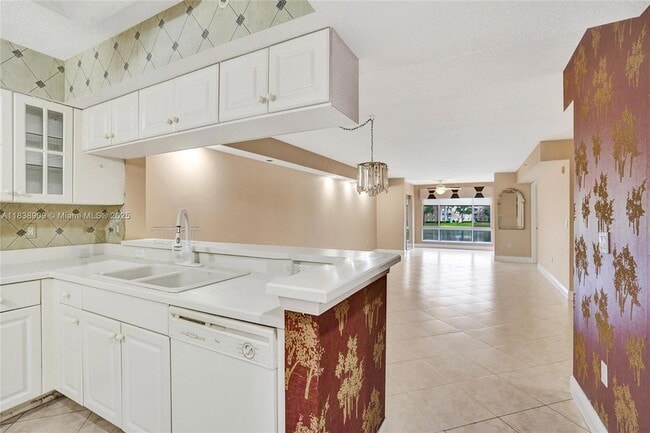 Building Photo - 12547 Imperial Isle Dr