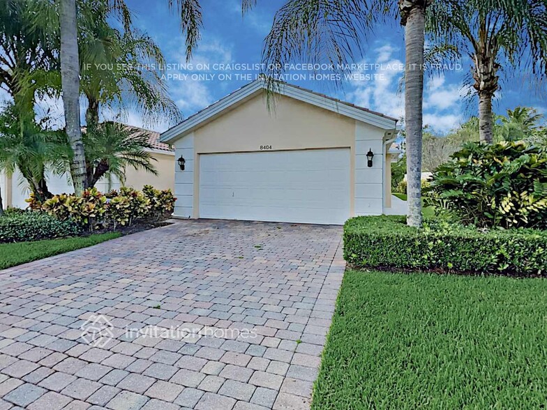 Primary Photo - 8404 Cozumel Ln