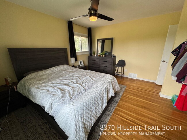 Building Photo - 8370 Hillside Trail S