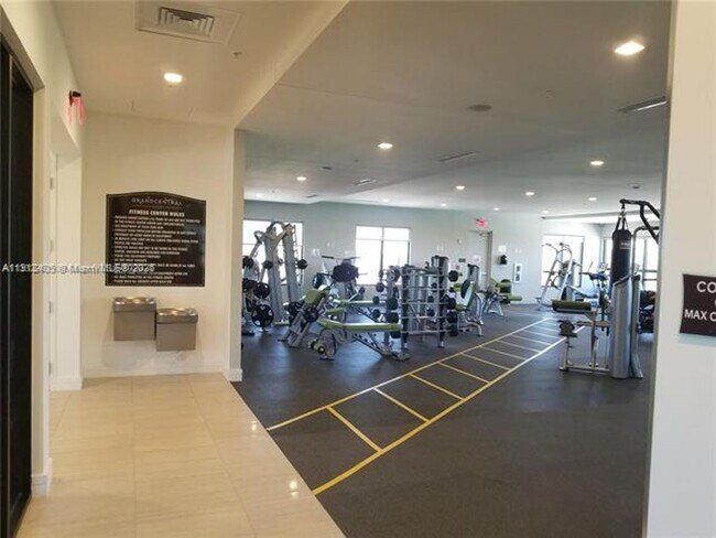 Building Photo - 10440 NW 78th Terrace