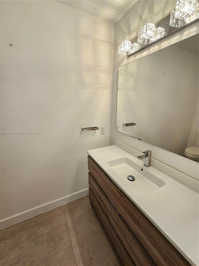 Building Photo - 9944 Costa Del Sol Blvd