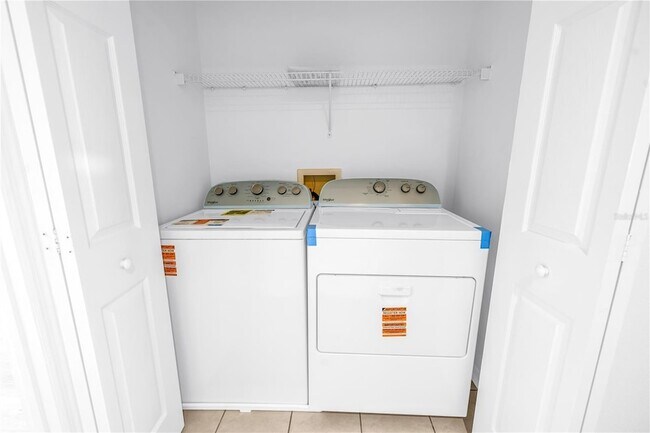 Building Photo - 8517 Edgewater Pl Blvd