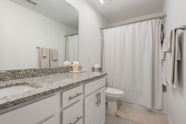 Building Photo - Breathtaking, Spacious Townhome in Parc at...