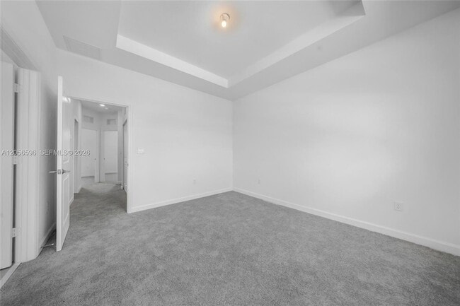 Building Photo - 2567 SE 25th Ter