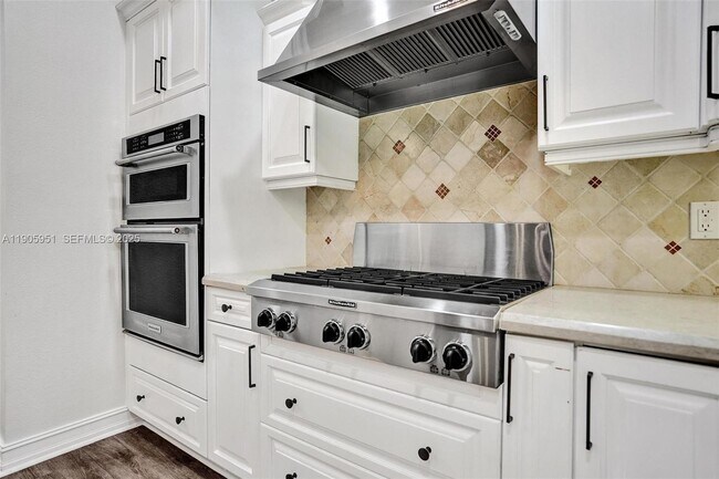 Building Photo - 3801 NW 27th Ave