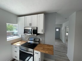 Building Photo - 2275 W 11th St