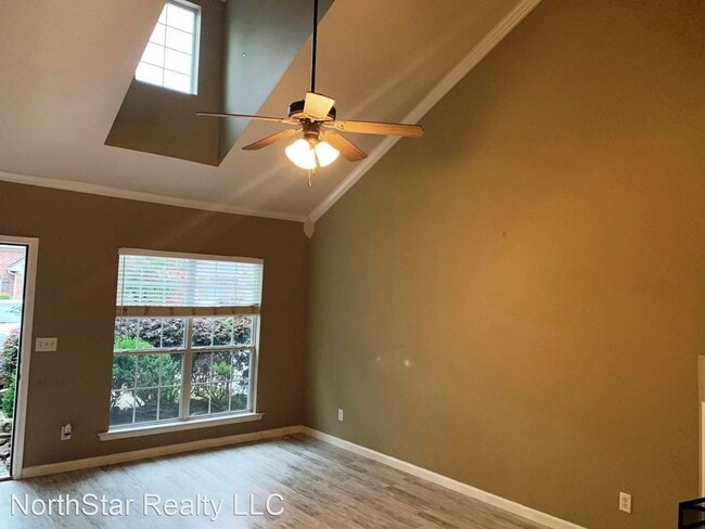 Building Photo - 2 br, 2 bath House - 2768 Southwood View
