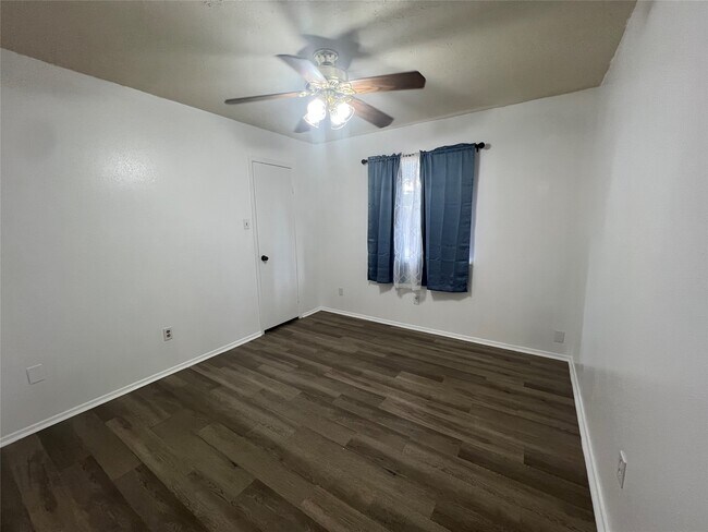 Building Photo - 21215 Verdecove Ln