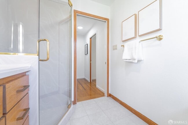 Building Photo - 2514 Alameda de las Pulgas