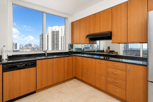 Building Photo - 19111 Collins Ave