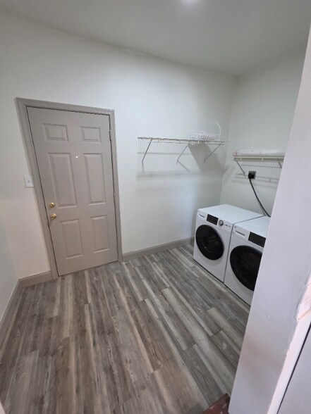 Building Photo - 474 2nd St