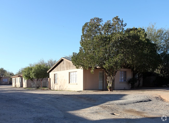 Primary Photo - 3426-3438 E Flower St