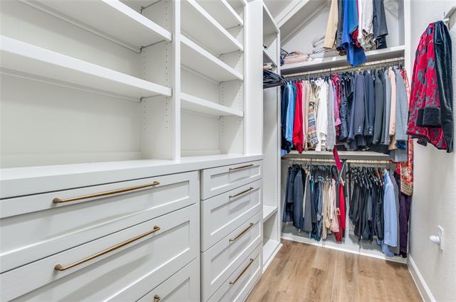 Building Photo - 3610 Granbury Dr