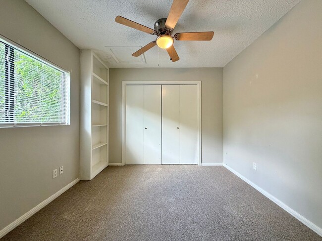 Building Photo - 2110 Warfield Way