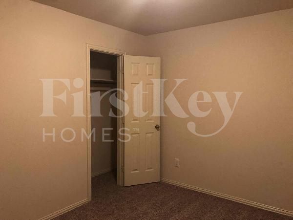 Building Photo - 1218 Jewel Ln