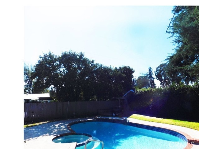 Building Photo - 8535 Paso Robles Ave