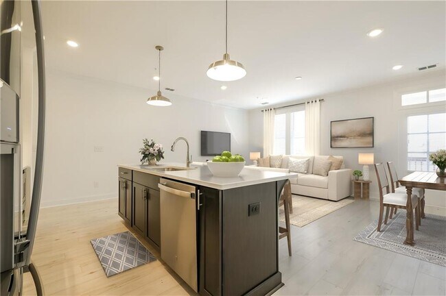 Building Photo - 514 Alice Wy