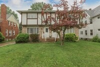 Building Photo - 1594 S Green Rd