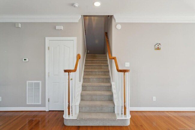 Building Photo - 4320 Lydias Dr