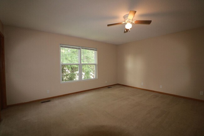 Building Photo - 2401-2403 Deerfield