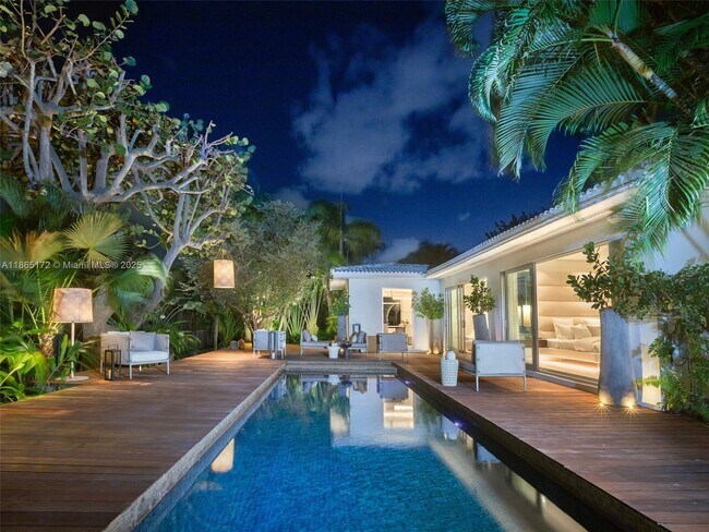 Building Photo - 2840 Flamingo Dr