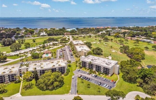 Primary Photo - 6116 43rd St W