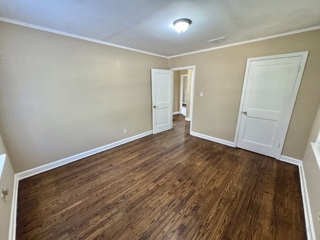 Building Photo - 3542 Millington Rd