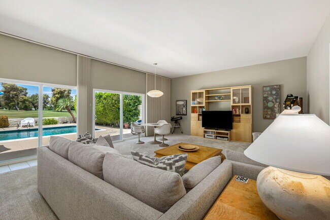 Building Photo - 38941 Kilimanjaro Dr
