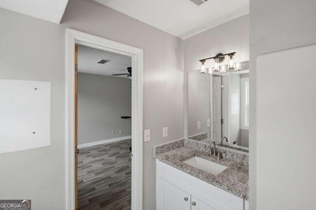 Building Photo - 218 Mill Creek Pl