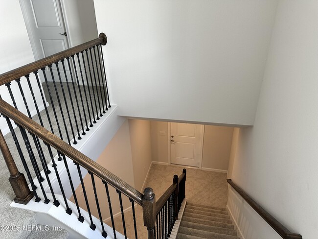 Building Photo - 137 Tower Ct