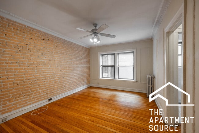 Building Photo - 1154 N Dearborn St