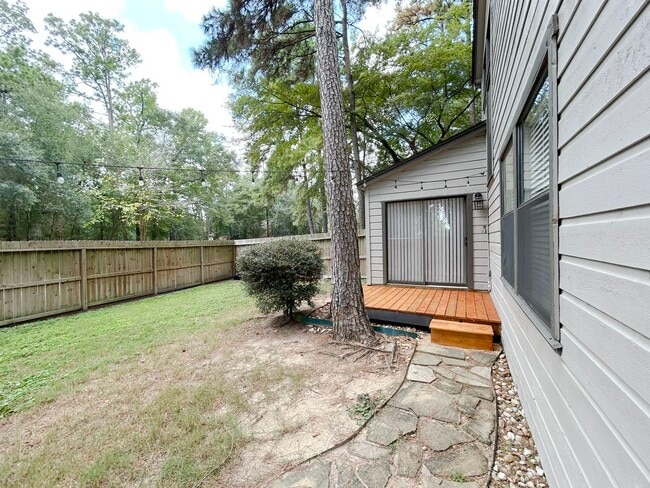 Building Photo - 3 N Mossrock Rd