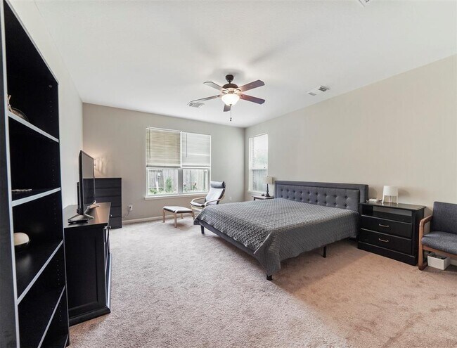 Building Photo - 2806 Crestbrook Bend Ln