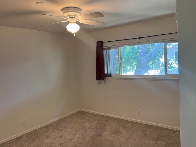 Bedroom - 5851 Woodman Ave