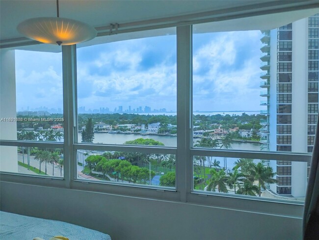 Building Photo - 5445 Collins Ave