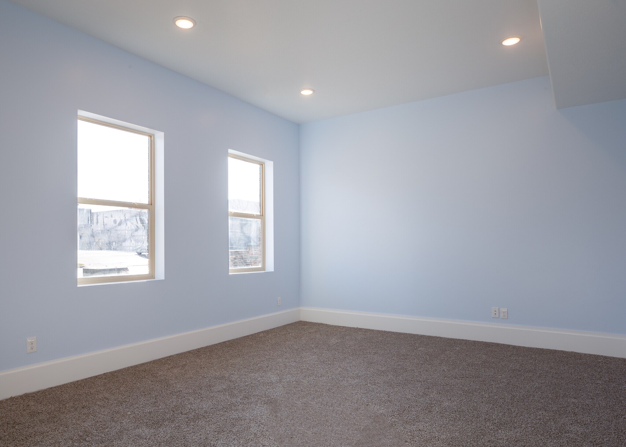 Building Photo - 277 N 200 W