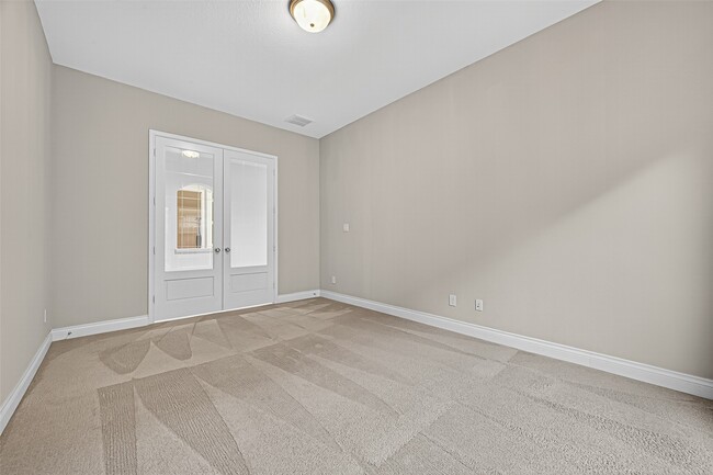 Building Photo - 28015 Castle Park Ln