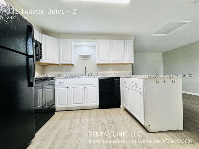 Building Photo - 331 Tarpon Dr