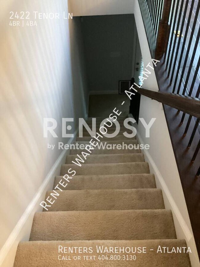 Building Photo - 2422 Tenor Ln